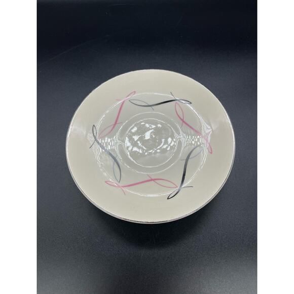 Vintage Atomic 1950’s Set of 4 White Saucers with Pink Silver & Black Design - Picture 4 of 7